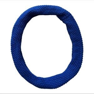 Old Navy Women’s Vibrant Blue Knit Infinity Scarf Size OS